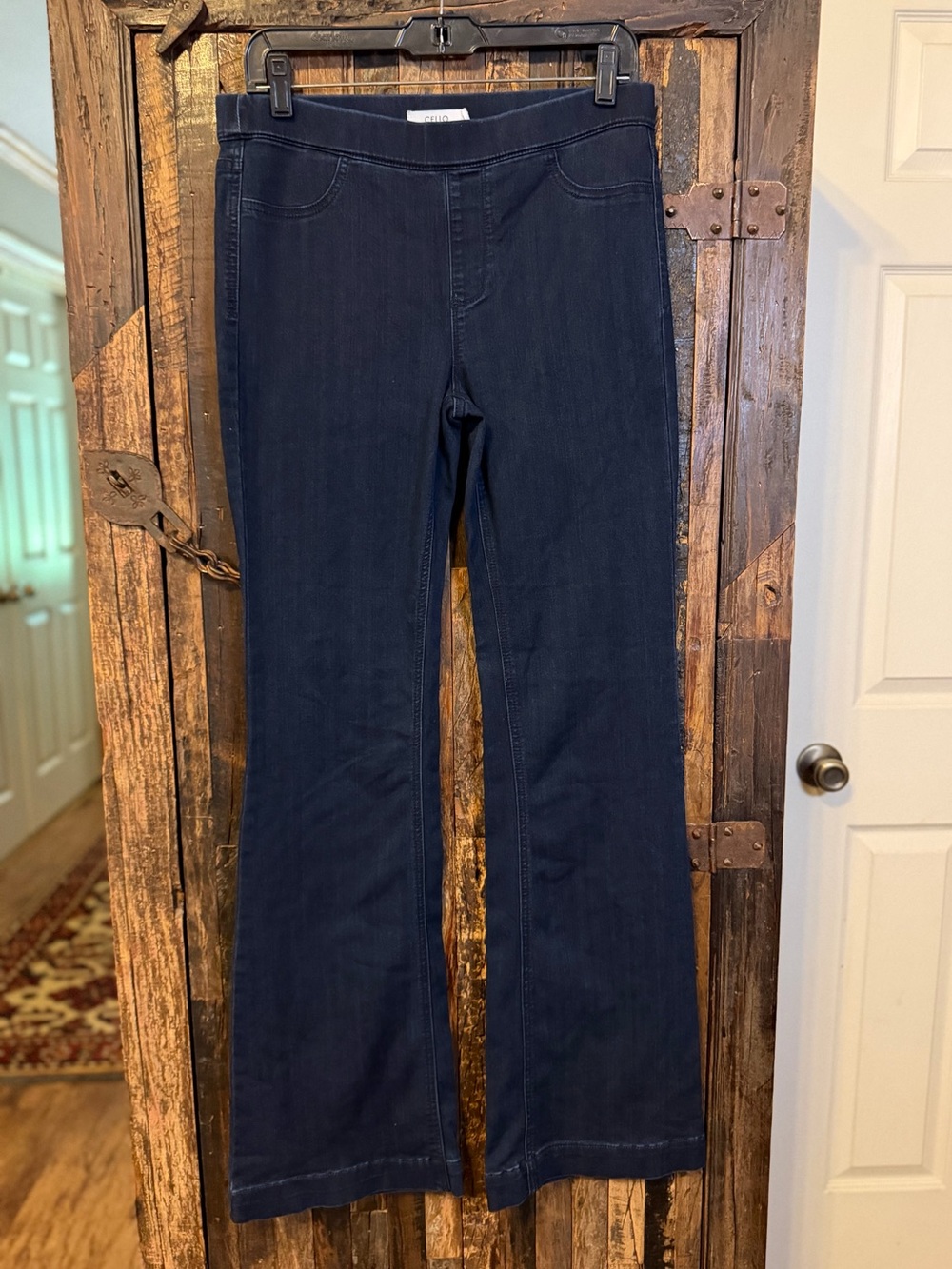 Cello Dark Wash Stretch Pull On Flare Bootcut Jeans L elastic waist comfort